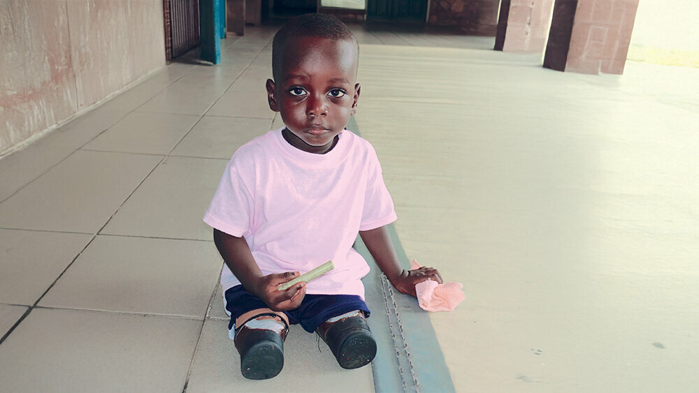 Kobe aus Ghana im Steyler Orthopedic Trainingscenter