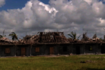 vom Zyklon zerstörte Steyler Schule in Tandanava